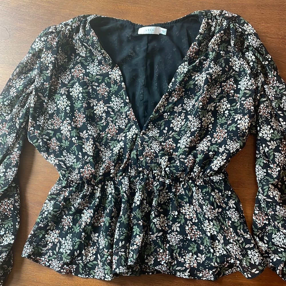 Floral print blouse